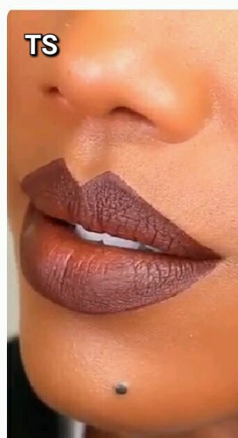 TS Ombre lips nude